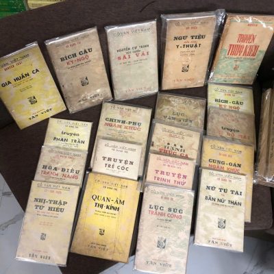 BST sách cổ văn Việt Nam của NXB Tân Việt