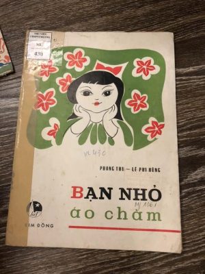 Truyện tranh Bạn nhỏ áo chàm - NXB Kim Đồng